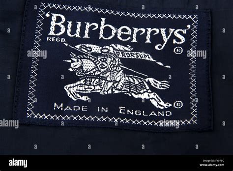 burberry label